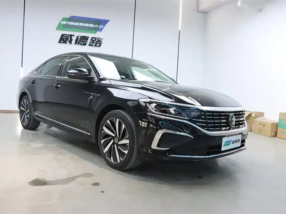 Volkswagen Passat — фото 6