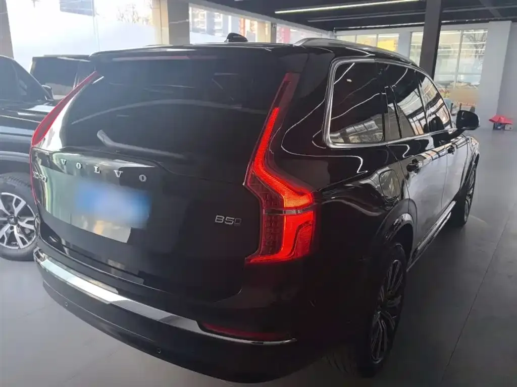 Volvo XC90 — фото 2