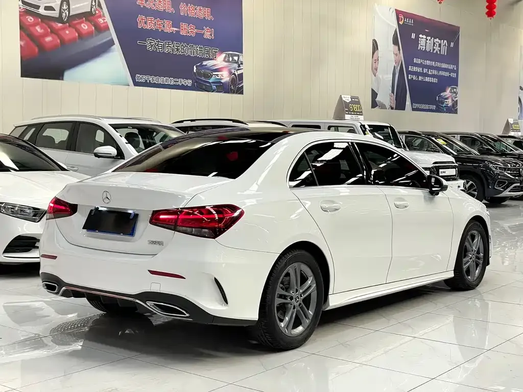 Mercedes-Benz A-Class 2023 из CN, фото 10