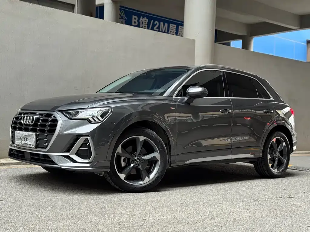 Audi Q3 2022 из CN, фото 1