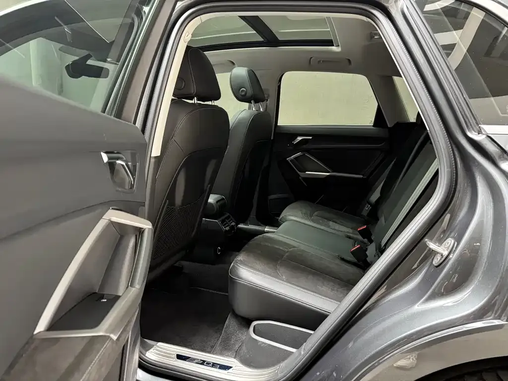 Audi Q3 2022 из CN, фото 2