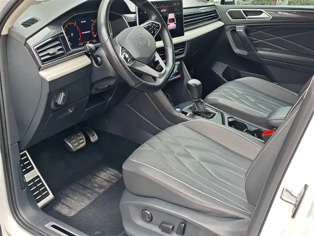 Volkswagen Tiguan L 2021 из CN, фото 3