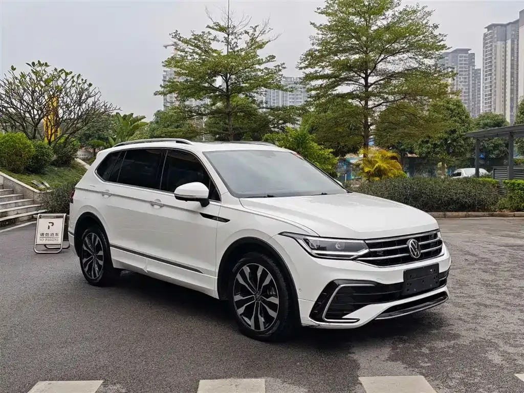 Volkswagen Tiguan L 2021 из CN, фото 10