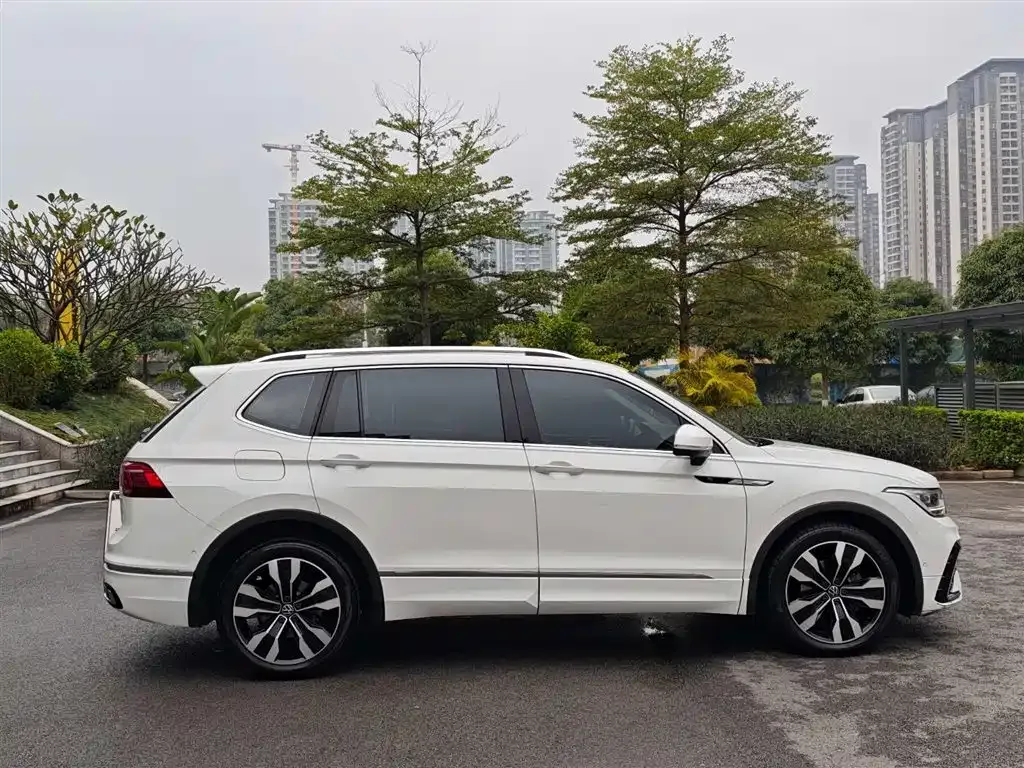 Volkswagen Tiguan L 2021 из CN, фото 6