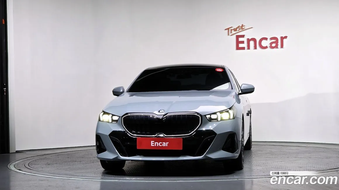 BMW 5-Series 2024 из KR, фото 6