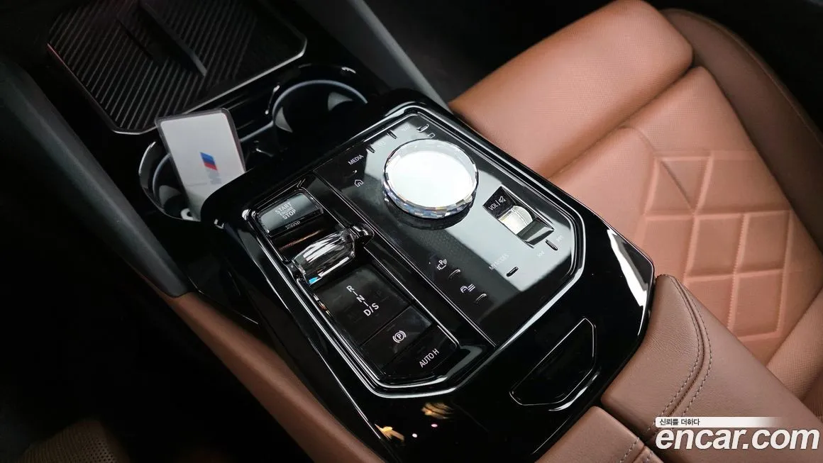 BMW 5-Series 2024 из KR, фото 7
