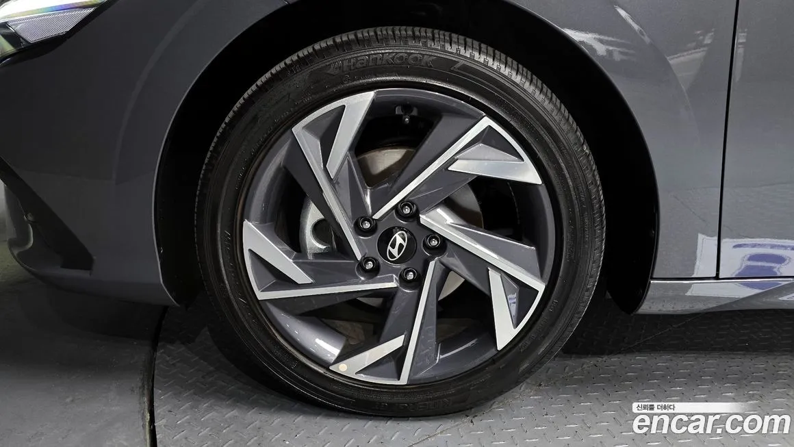 Hyundai AVANTE — фото 7
