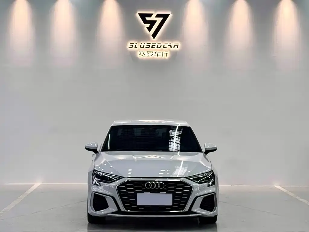Audi A3 2023 из CN, фото 6