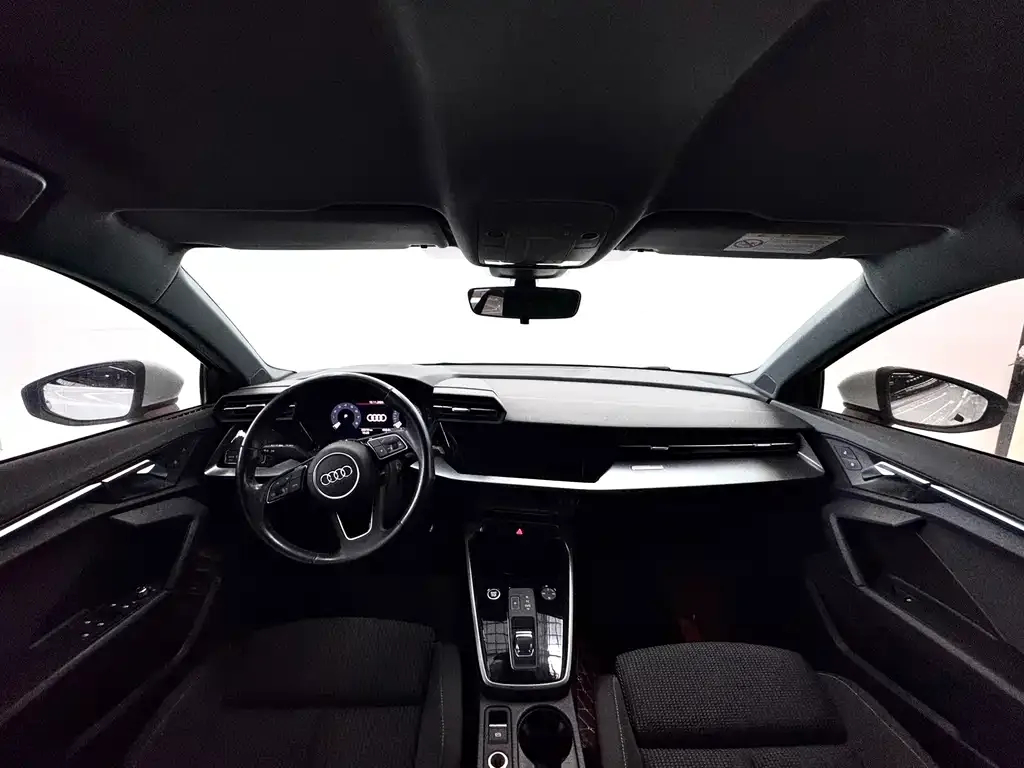 Audi A3 2023 из CN, фото 5