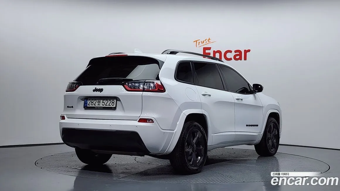 Jeep Cherokee 2021 из KR, фото 4