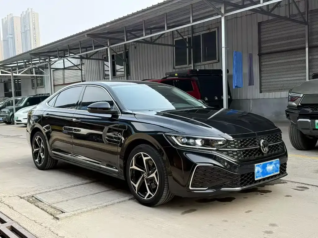 Volkswagen Passat 2024 из CN, фото 3