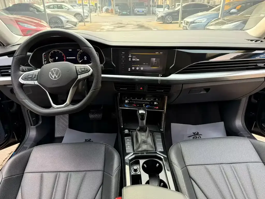 Volkswagen Passat 2024 из CN, фото 9