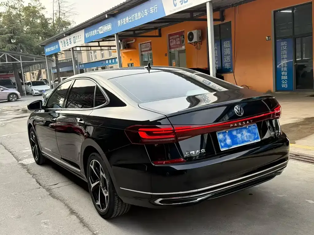 Volkswagen Passat 2024 из CN, фото 7