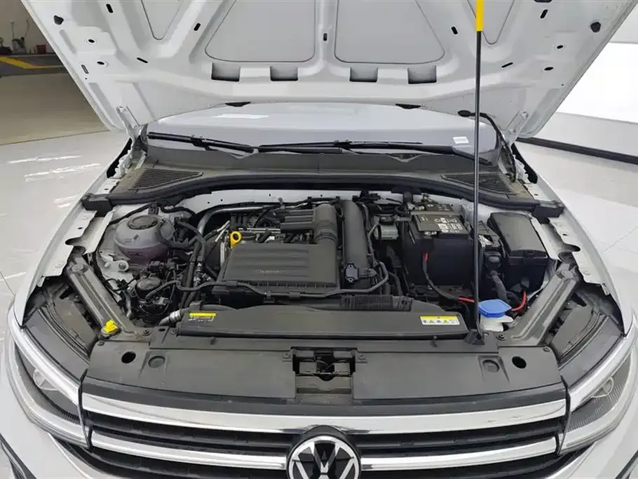 Volkswagen Bora 2025 из CN, фото 4