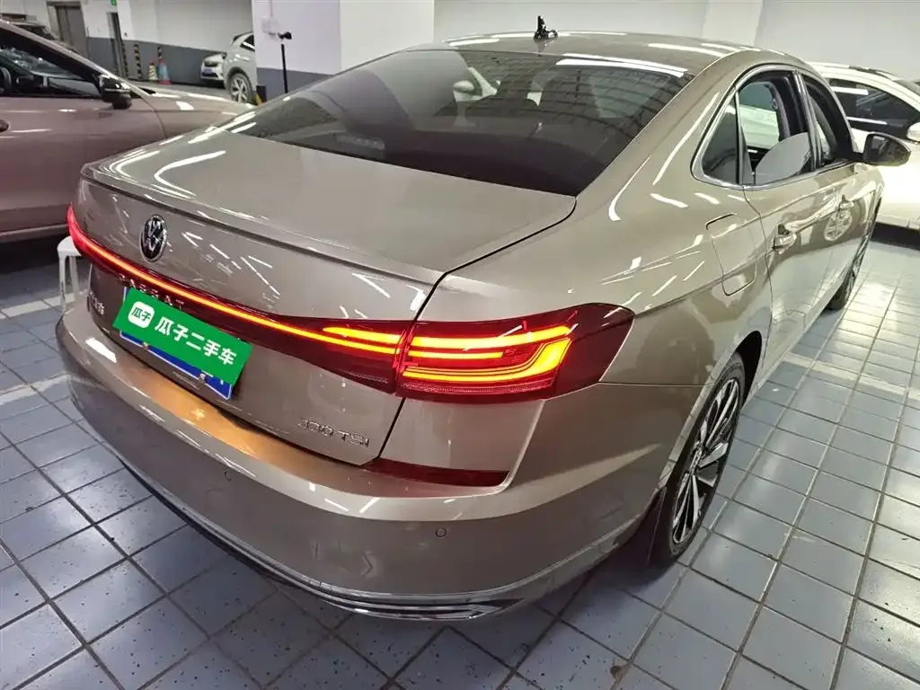 Volkswagen Passat 2022 из CN, фото 5