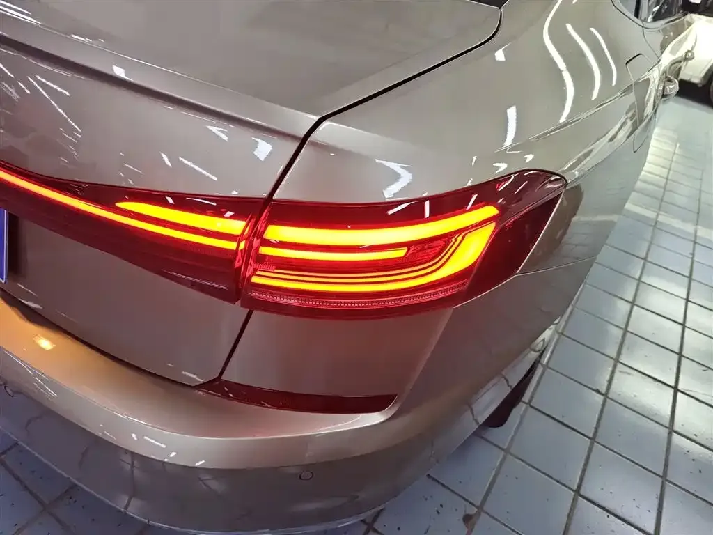 Volkswagen Passat 2022 из CN, фото 7