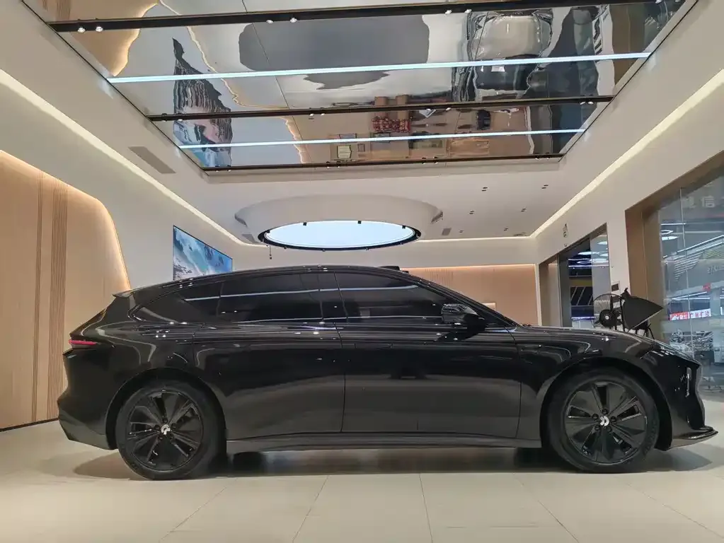 NIO ET5T 2024 из CN, фото 8