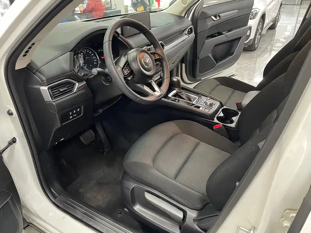 Mazda CX-5 2023 из CN, фото 9