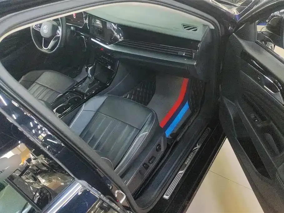 Volkswagen Passat 2023 из CN, фото 9