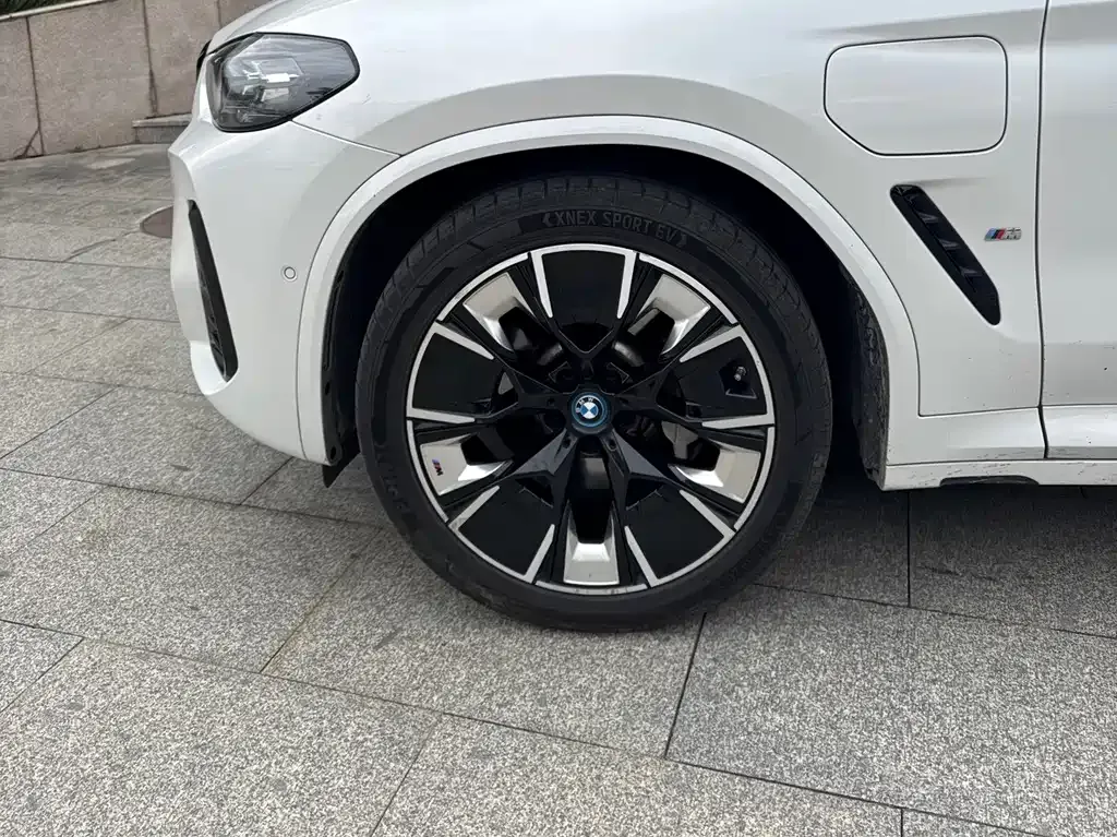 BMW iX3 2023 из CN, фото 8