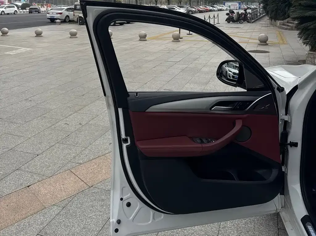 BMW iX3 2023 из CN, фото 5