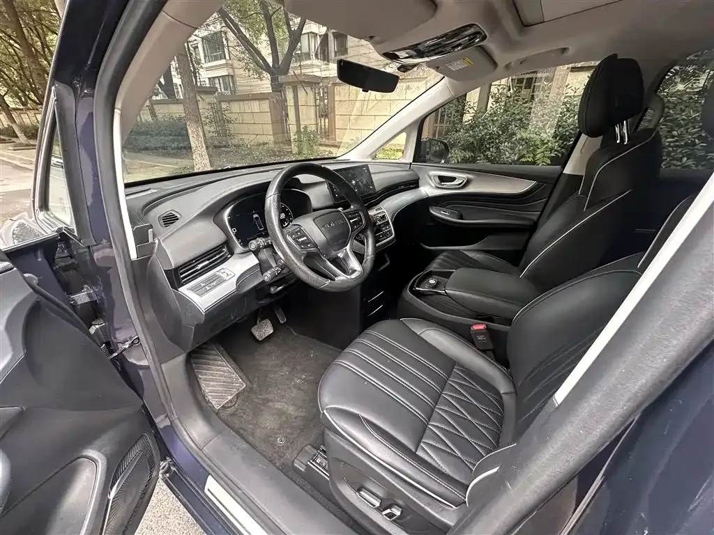 Roewe iMAX8 2022 из CN, фото 4