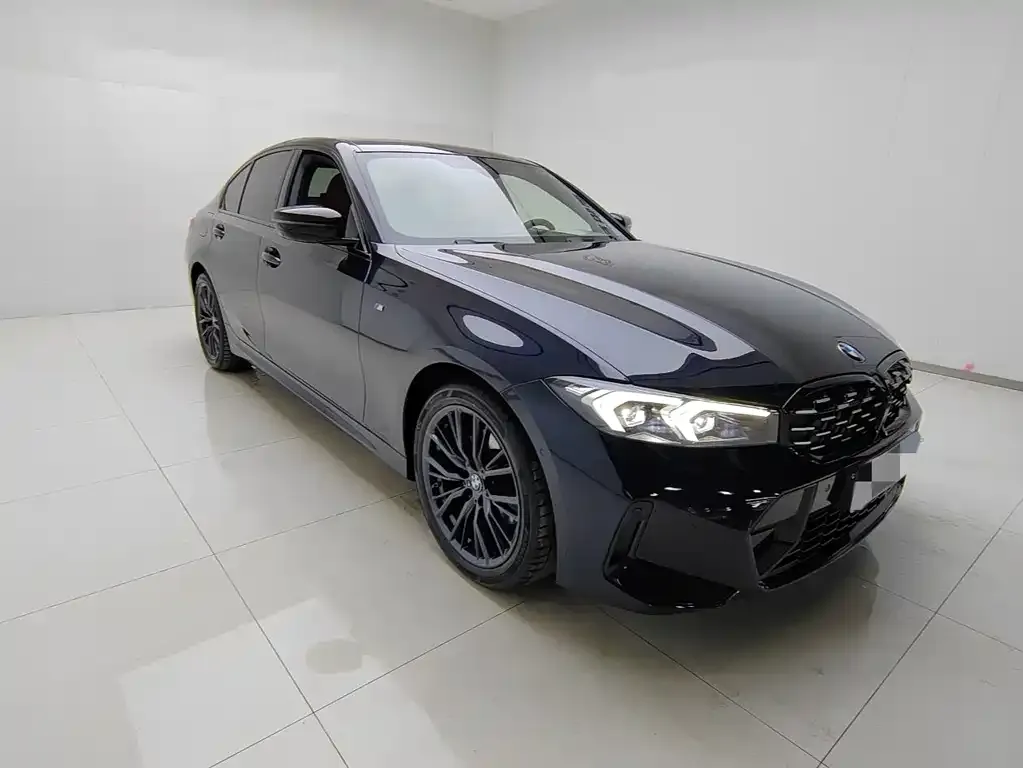 BMW 3 Series 2023 из CN, фото 2
