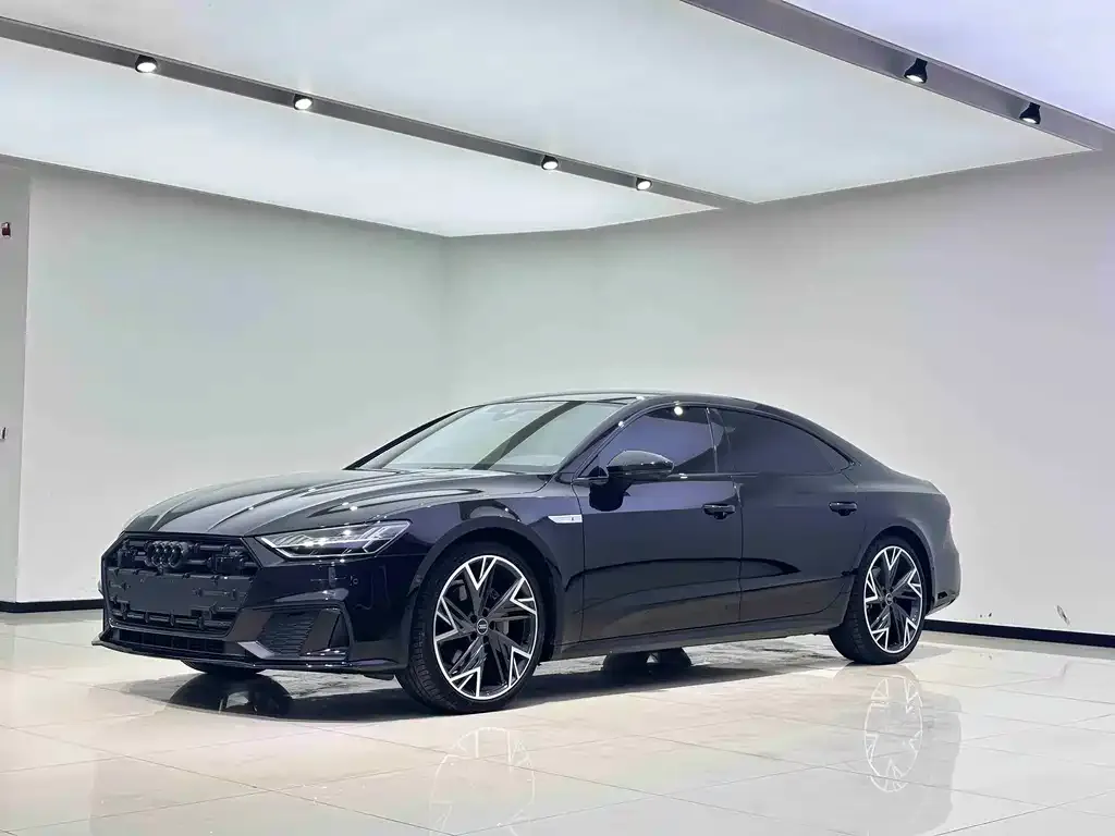 Audi A7L 2022 из CN, фото 1