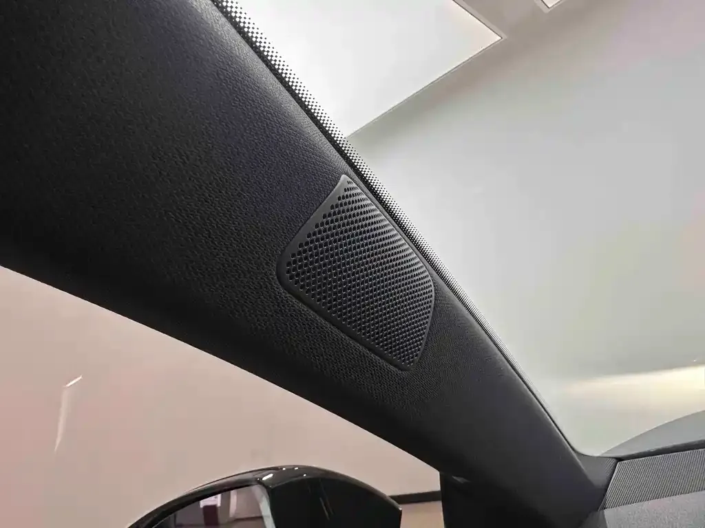Audi A7L 2022 из CN, фото 10