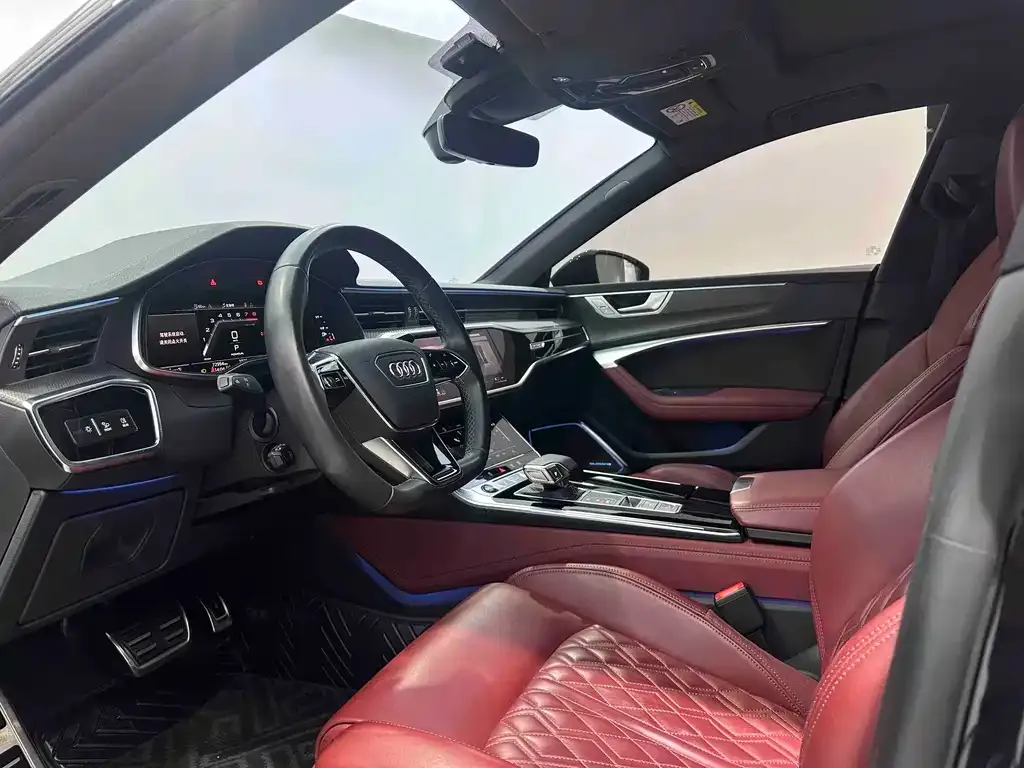 Audi A7L 2022 из CN, фото 3