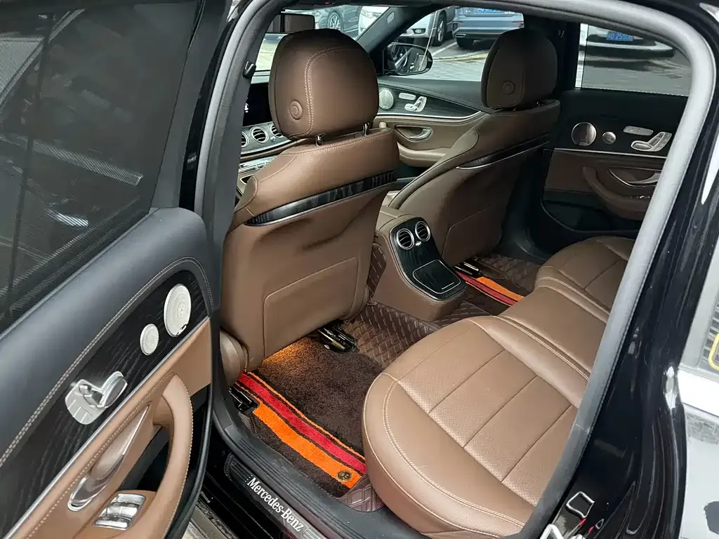 Mercedes-Benz E-Class 2023 из CN, фото 6