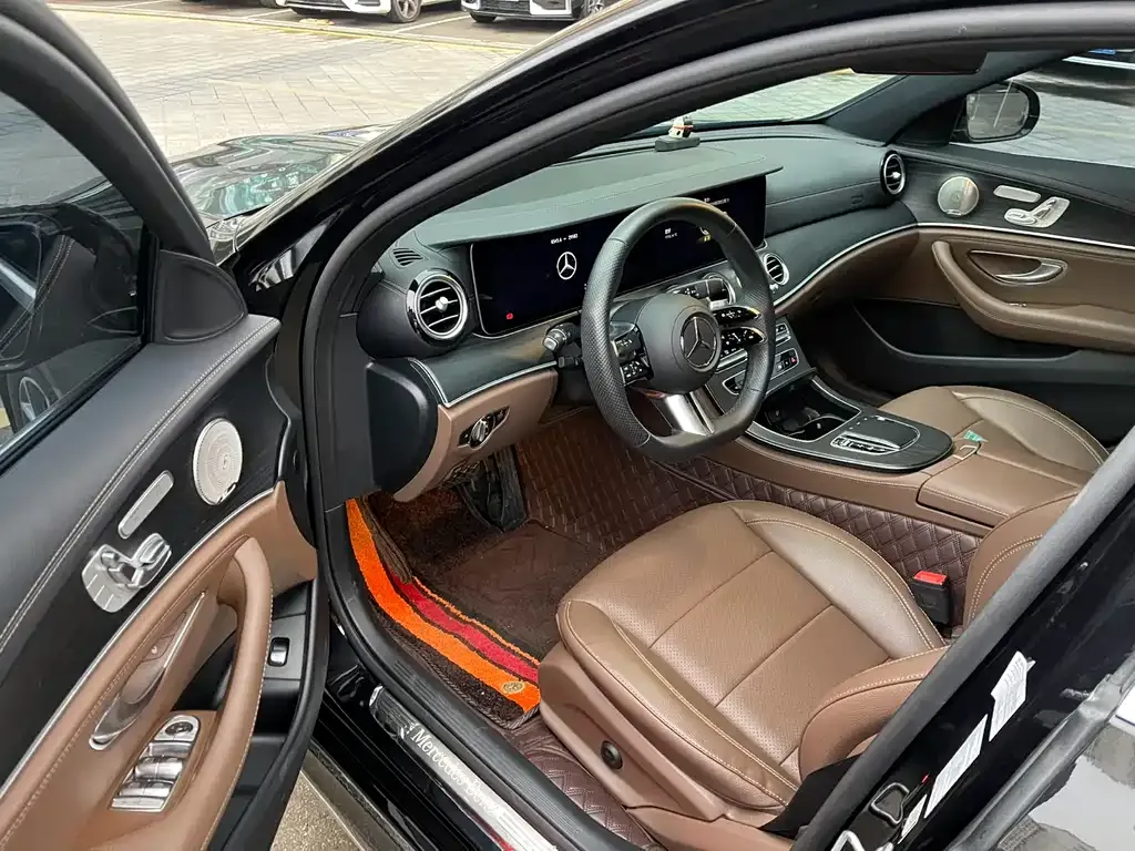 Mercedes-Benz E-Class 2023 из CN, фото 4