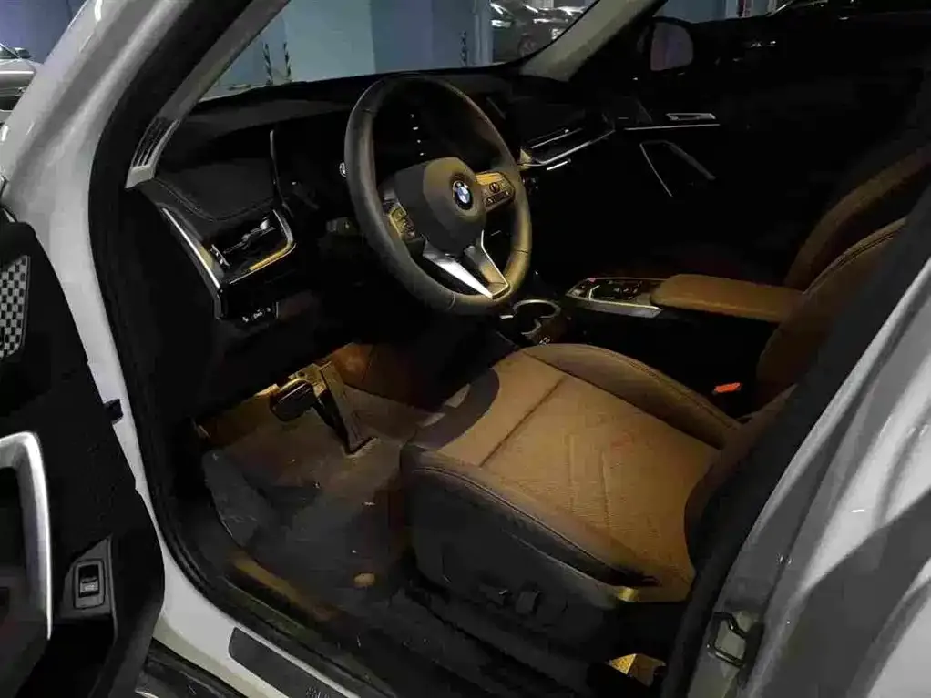 BMW X1 2024 из CN, фото 2
