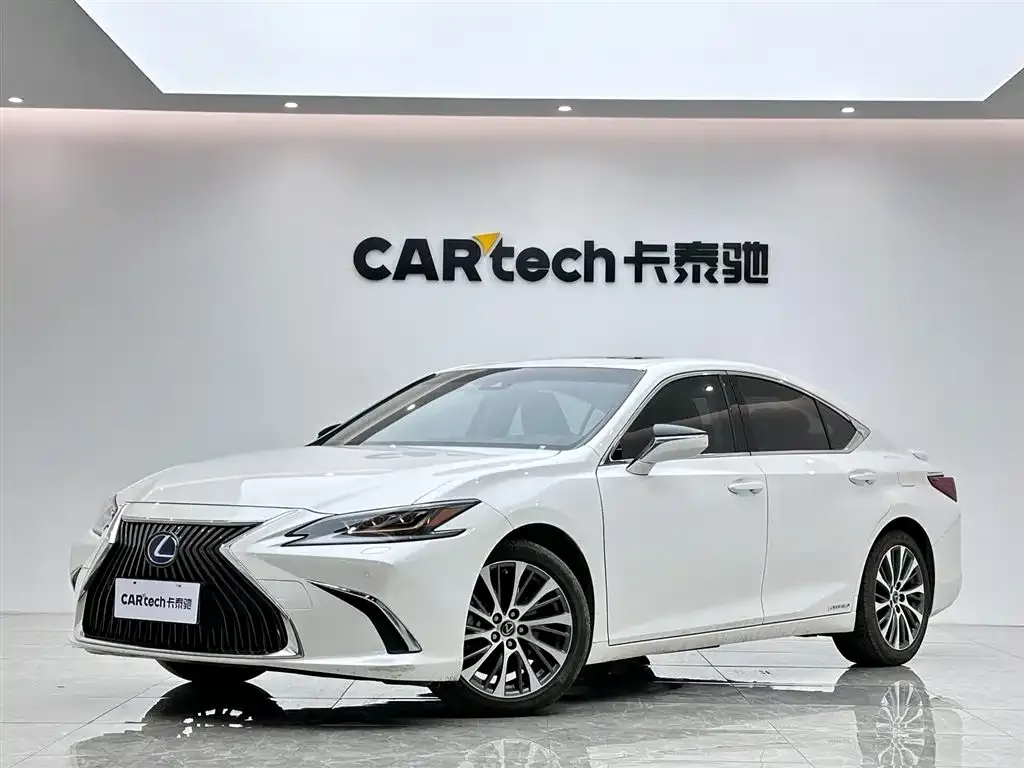 Lexus ES 2021 из CN, фото 1