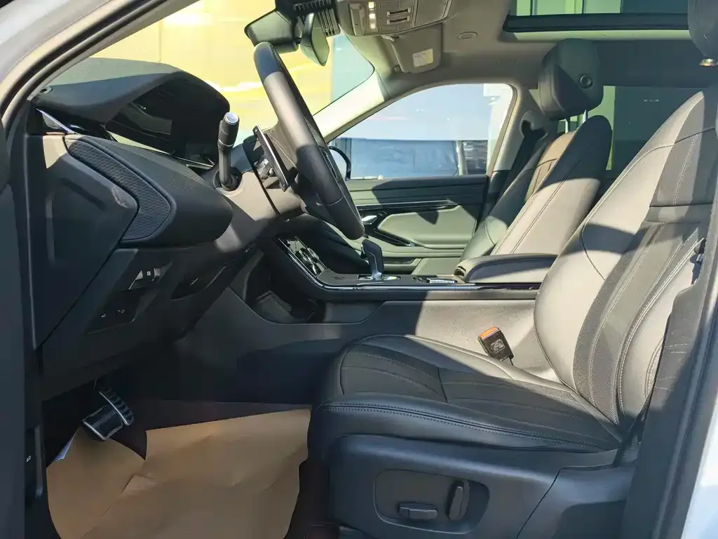 Land Rover Evoque — фото 7