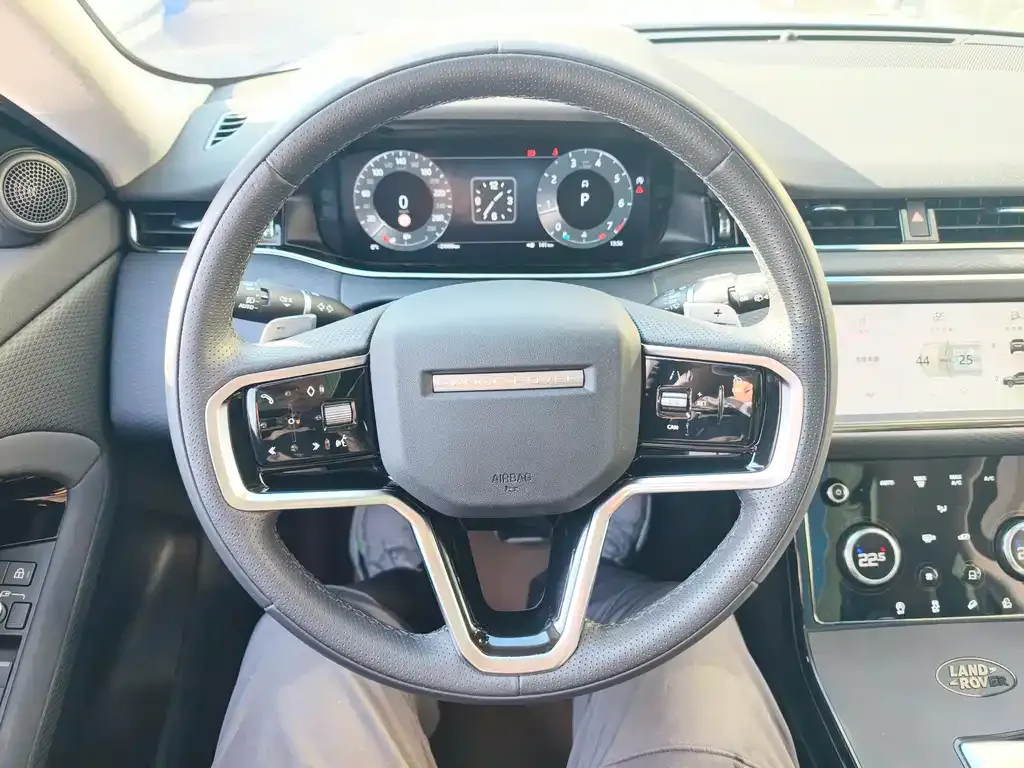 Land Rover Evoque — фото 5