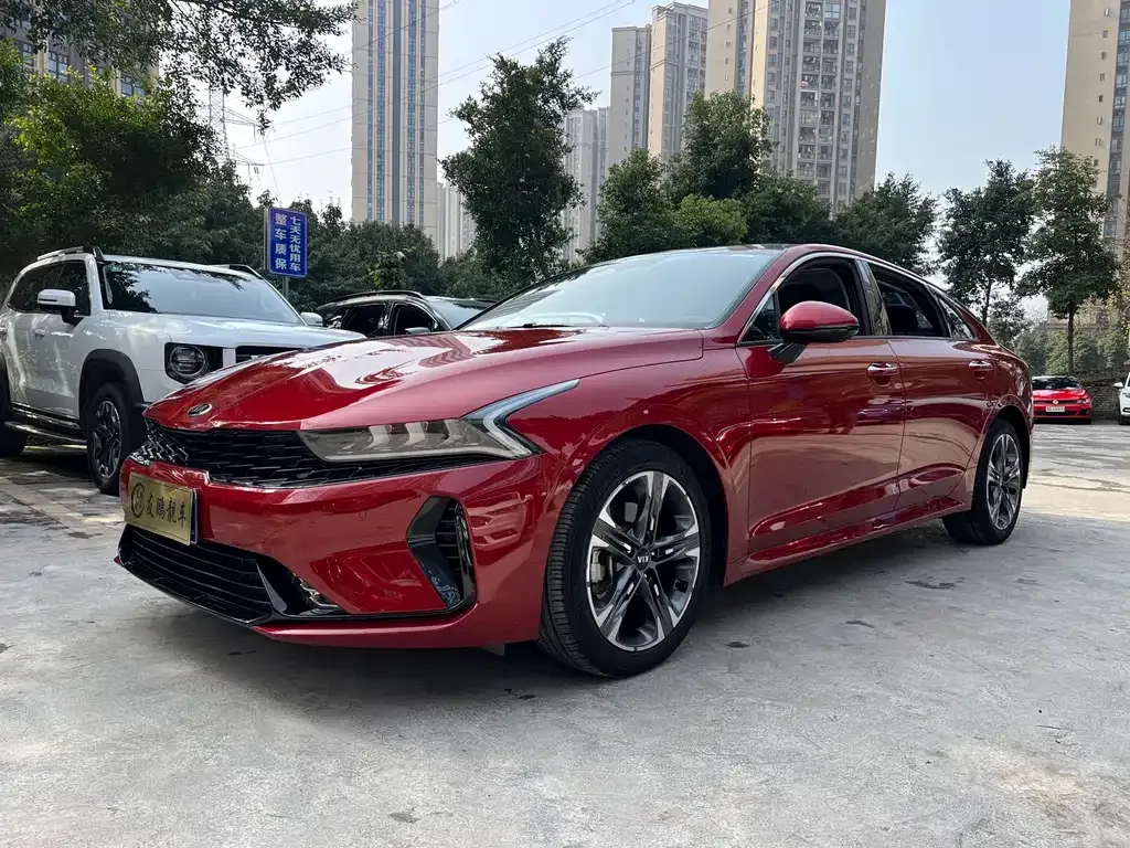 Kia K5 2021 из CN, фото 1