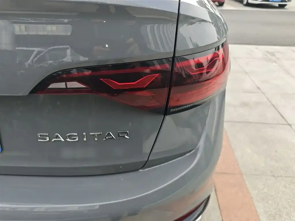 Volkswagen Sagitar 2023 из CN, фото 2