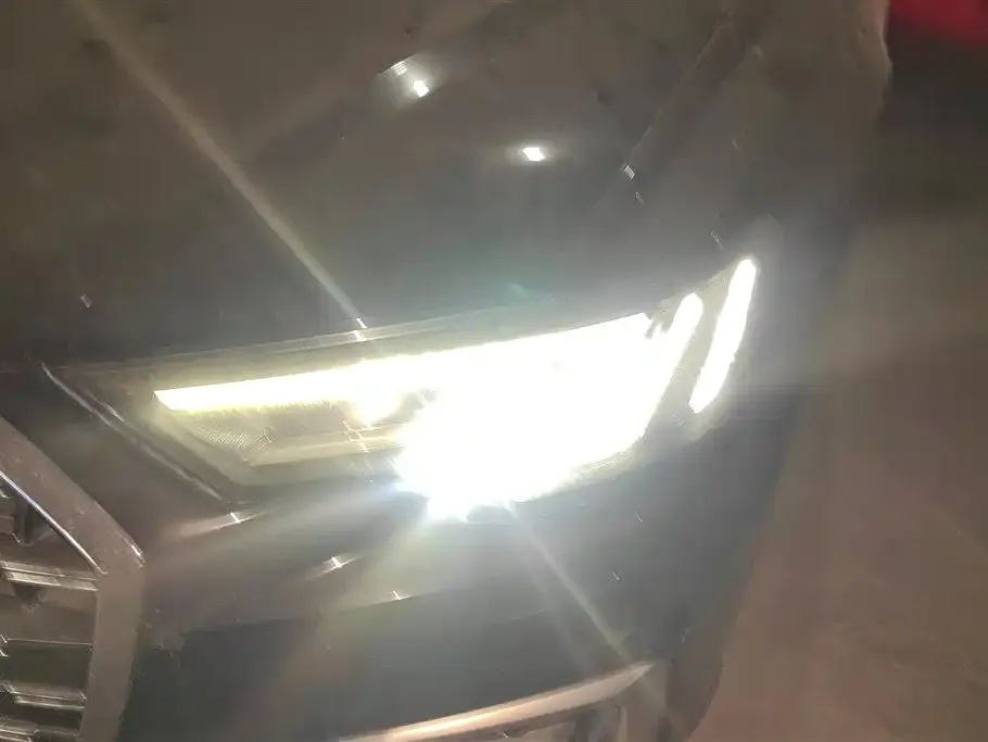Audi A6L 2023 из CN, фото 2