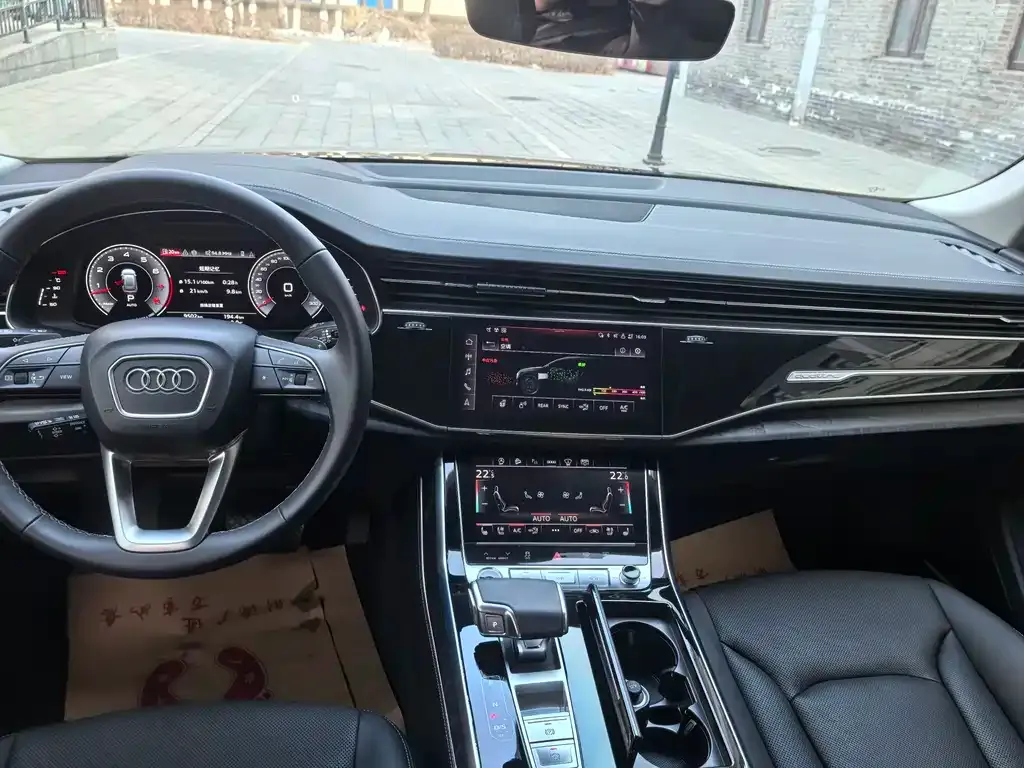 Audi Q8 2025 из CN, фото 3