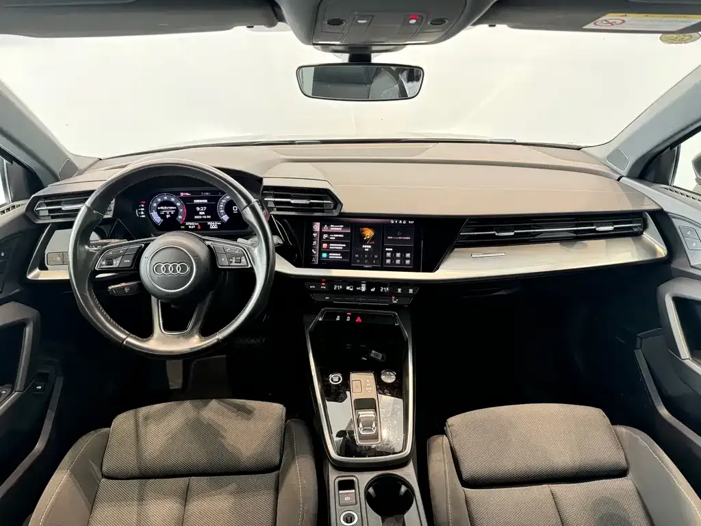 Audi A3 2023 из CN, фото 8