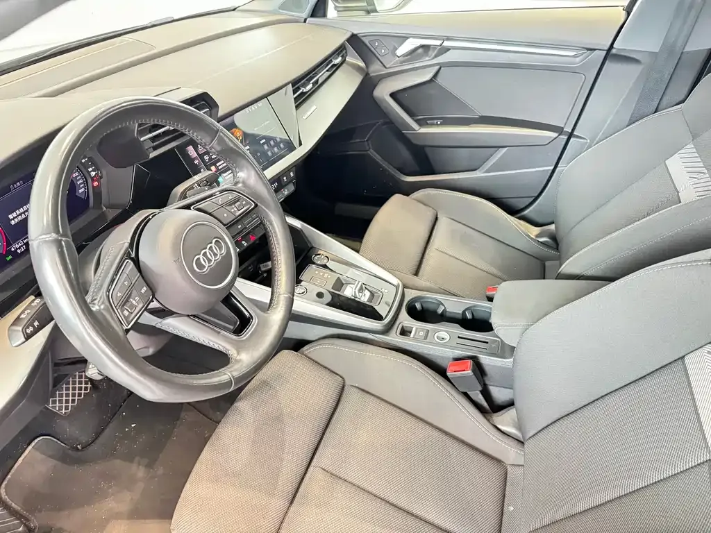 Audi A3 2023 из CN, фото 10