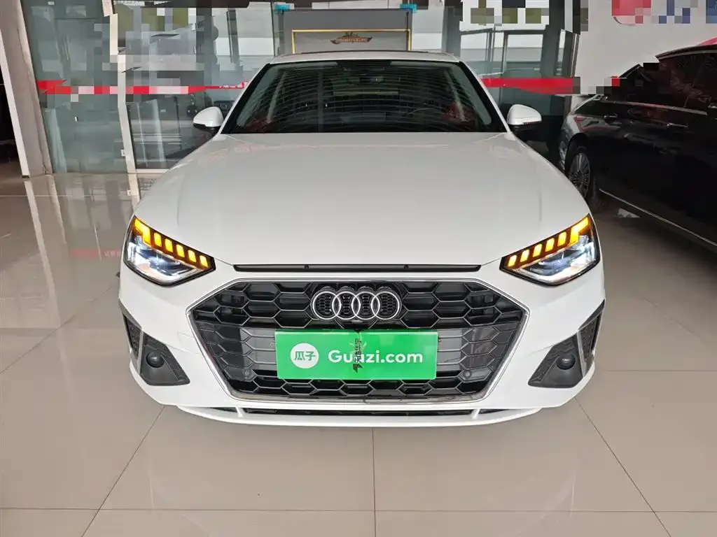 Audi A4L 2022 из CN, фото 10