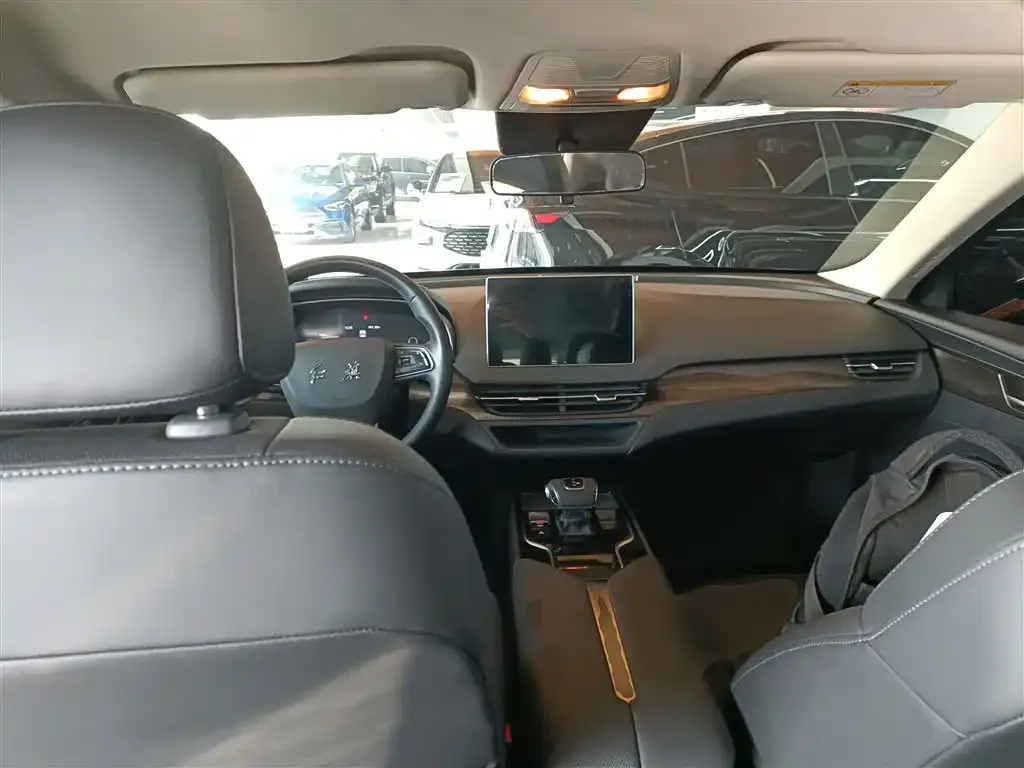 Hongqi E-QM5 2023 из CN, фото 3