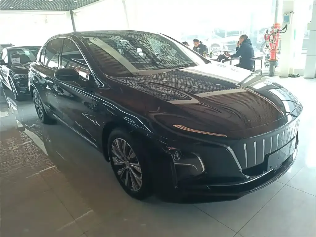 Hongqi E-QM5 2023 из CN, фото 5
