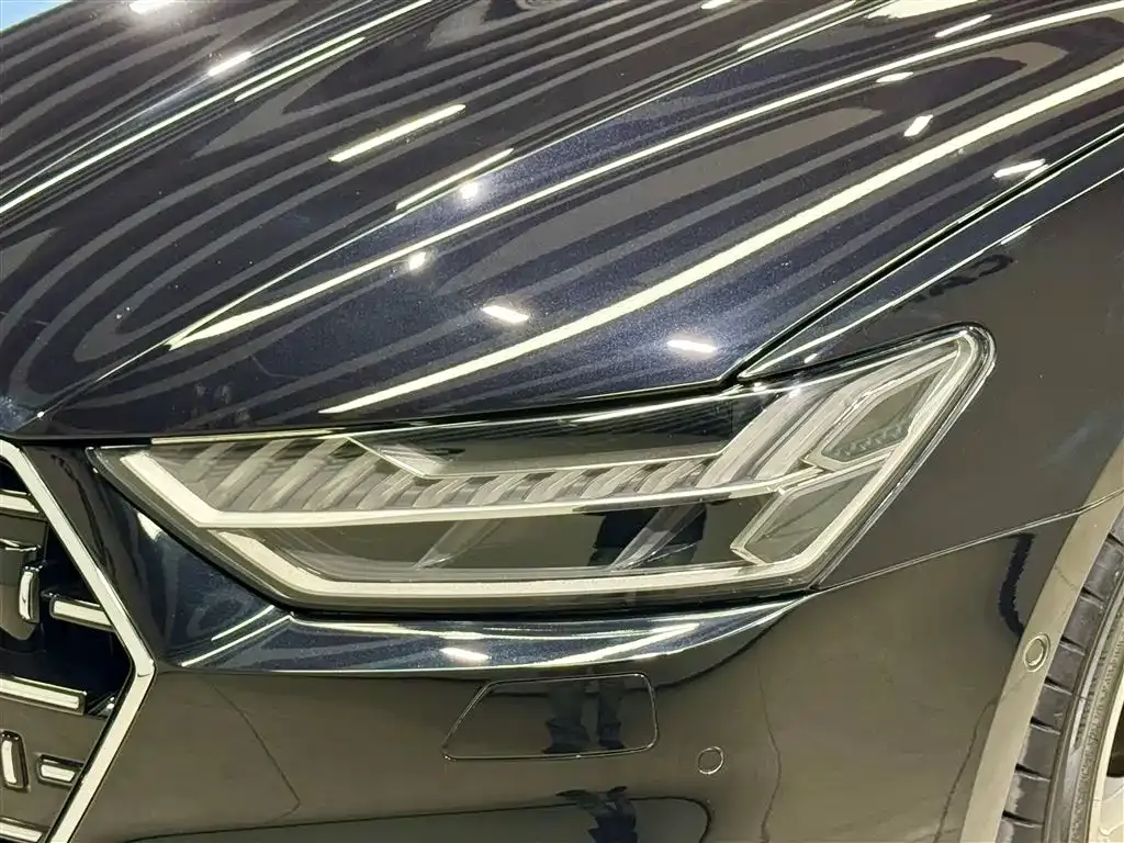 Audi A7L 2024 из CN, фото 10