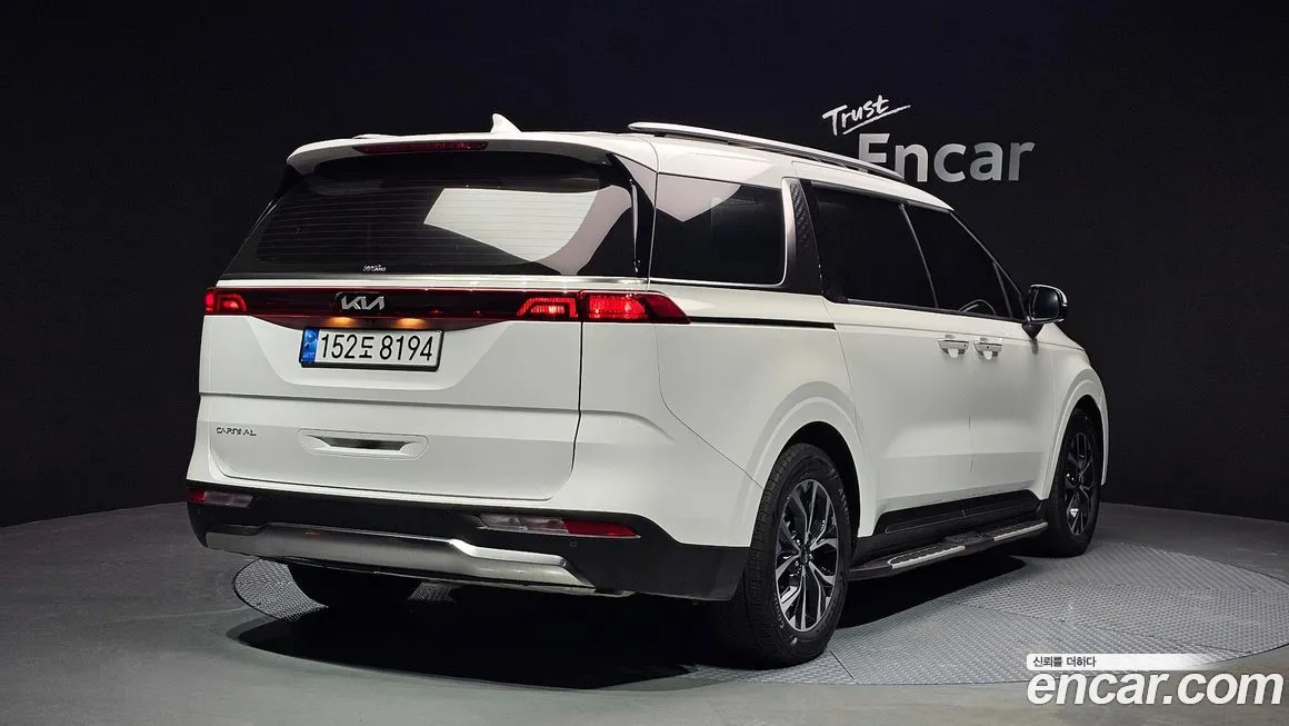 Kia Carnival — фото 2