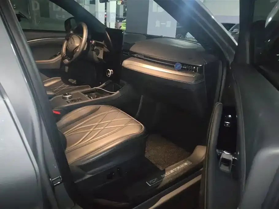 Ford Mustang Mach-E 2022 из CN, фото 4