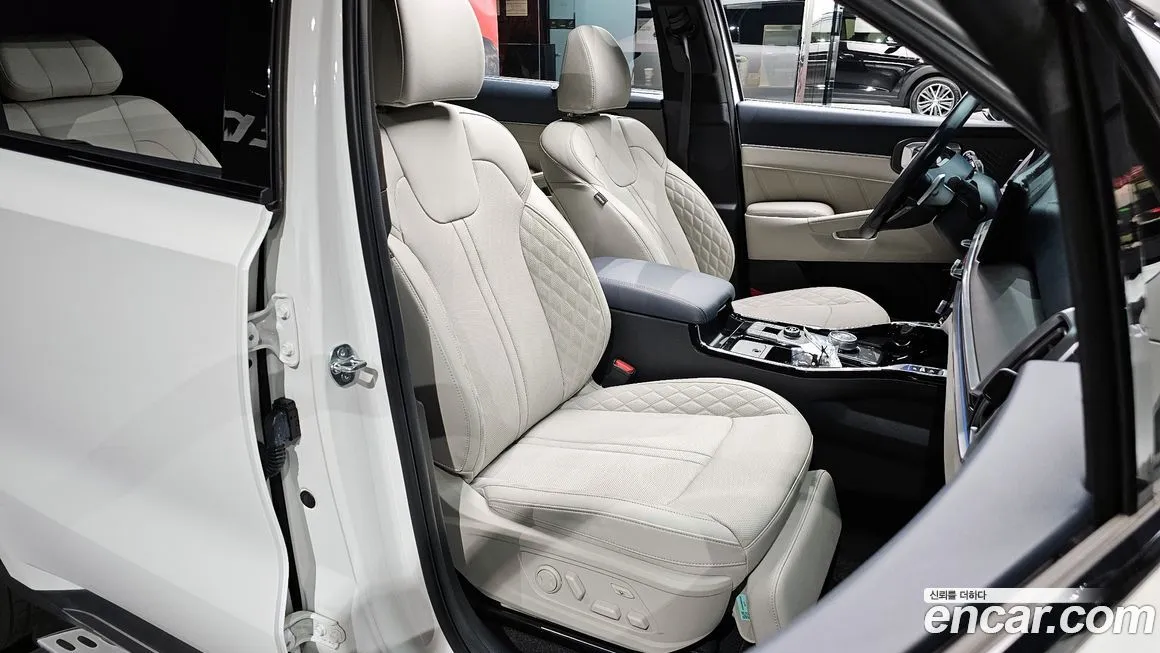 Kia Sorento — фото 6