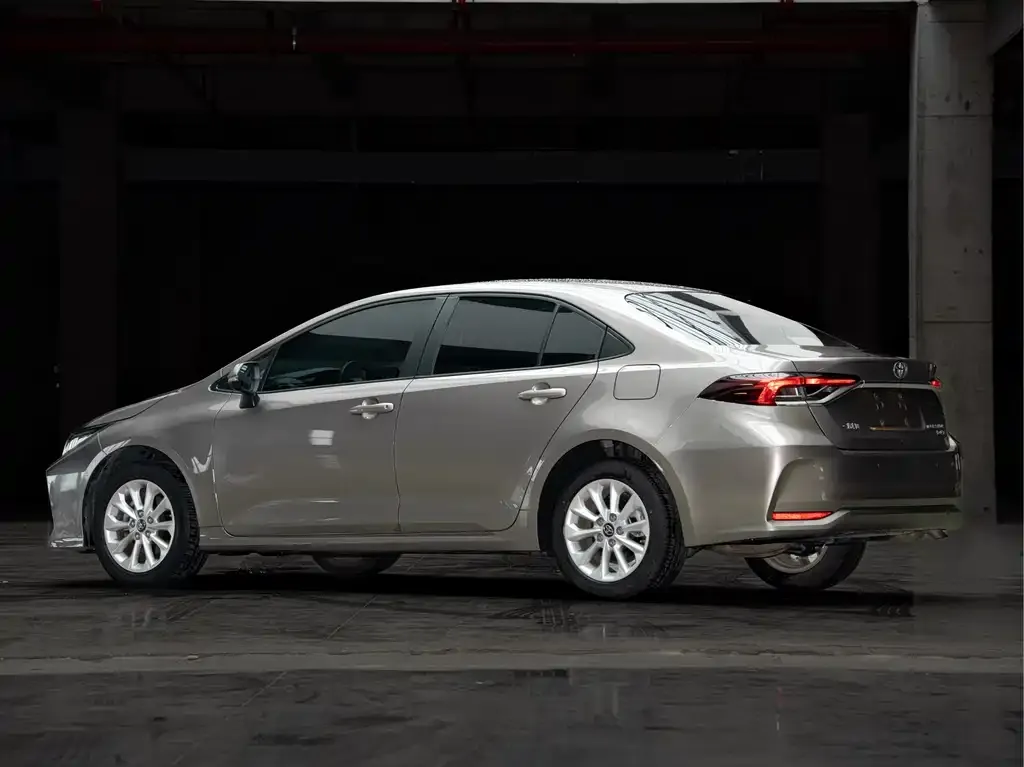 Toyota Corolla 2022 из CN, фото 8